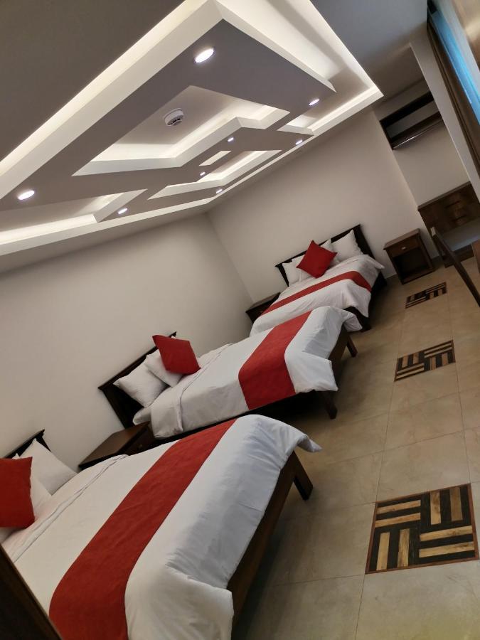 Airos Hotel 바뇨스 외부 사진